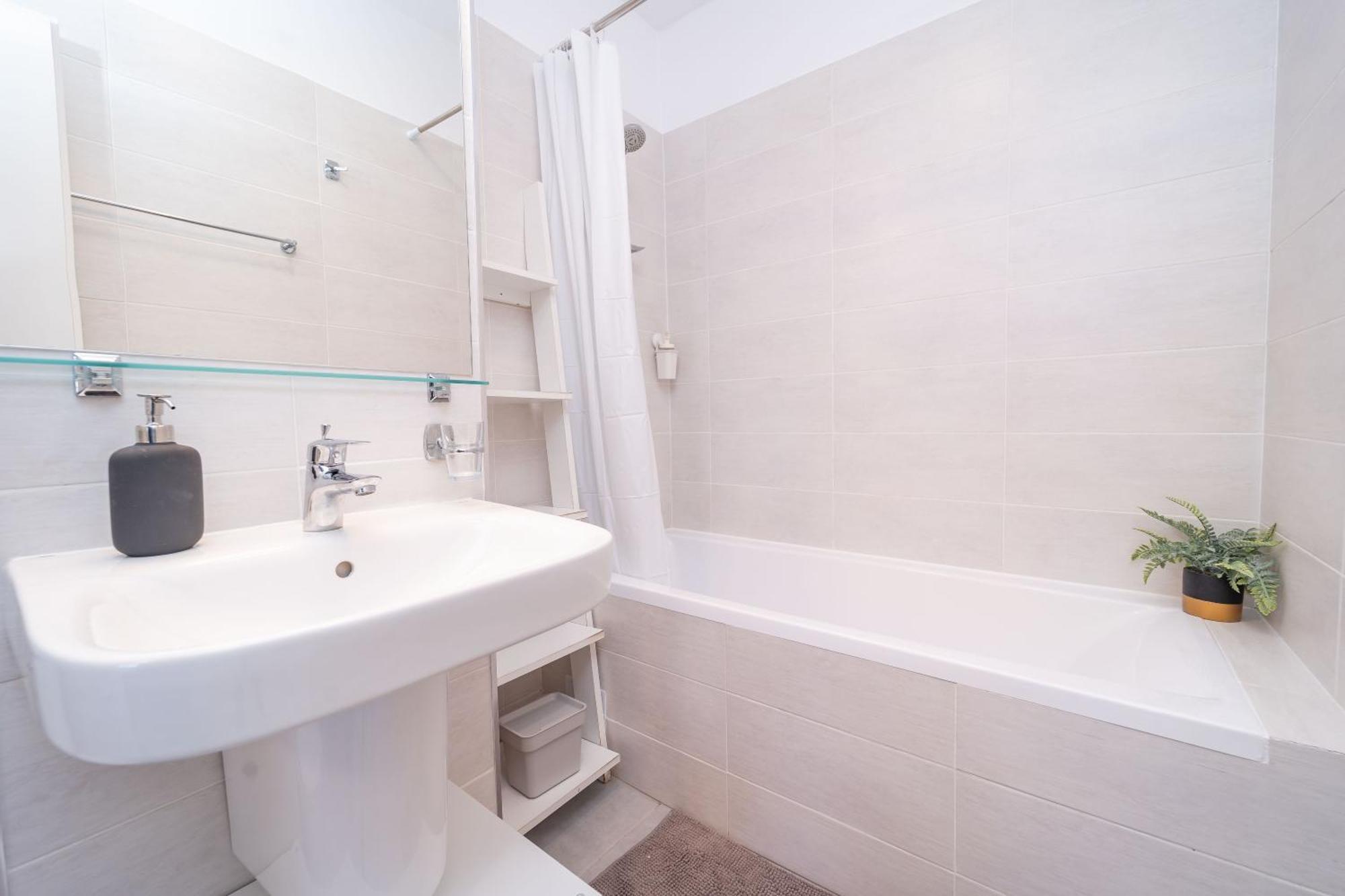 Modern Apollus Avenue - By Openhouse Apartments تيميشورا المظهر الخارجي الصورة